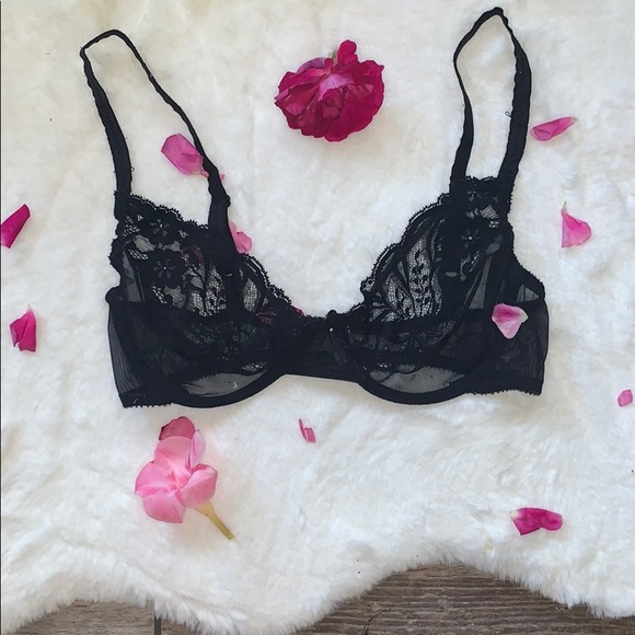 Vintage Other - 🖤Vintage Lacy Bra🖤